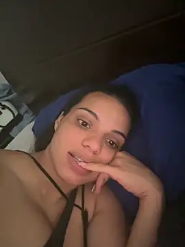 Snapshot of Anavalle chatting on 12, 10, 2025 Anavalle online show from 12, 10, 2025