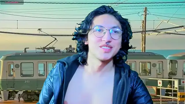 Snapshot of -BlueOpal- chatting on 8, 10, 2025 -BlueOpal- online show from 8, 10, 2025