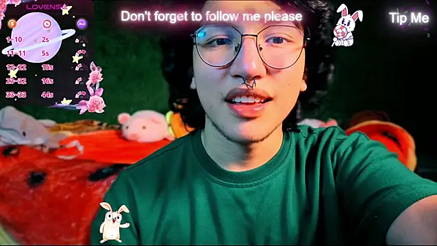 Snapshot of -BlueOpal- chatting on 28, 10, 2025 -BlueOpal- online show from 28, 10, 2025