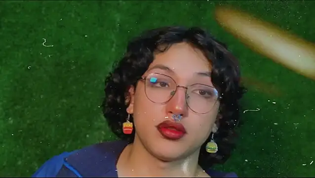 Snapshot of -BlueOpal- chatting on 21, 11, 2025 -BlueOpal- online show from 21, 11, 2025