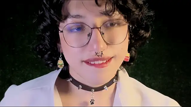 Snapshot of -BlueOpal- chatting on 1, 12, 2025 -BlueOpal- online show from 1, 12, 2025