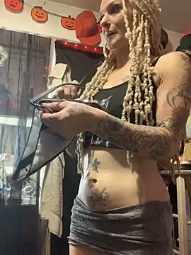 blondebarbiebae online show from 7, 11, 2025