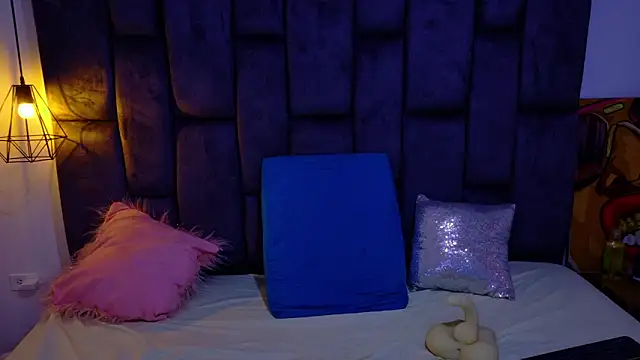 Snapshot of big_bearr chatting on 22, 10, 2025 big bearr online show from 22, 10, 2025