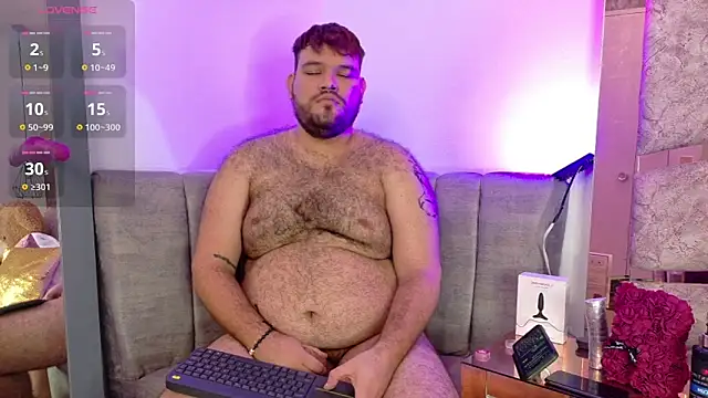 Snapshot of big_bearr chatting on 18, 11, 2025 big bearr online show from 18, 11, 2025