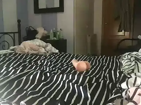 paula19800 online show from 23, 9, 2025