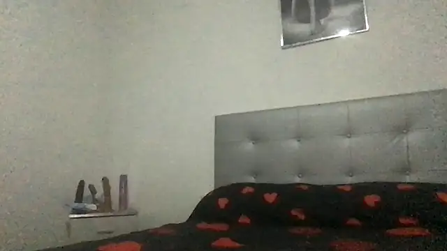 paula19800 online show from 21, 10, 2025