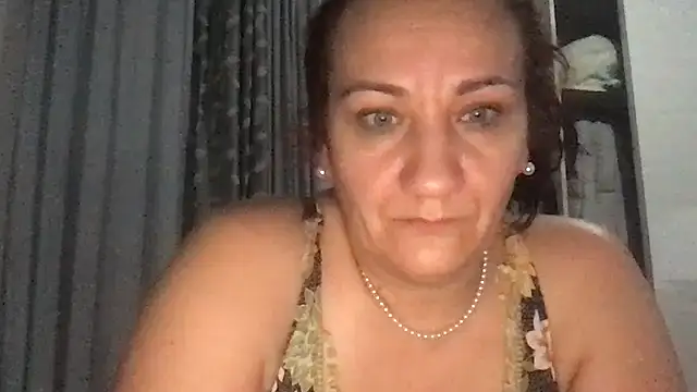 paula19800 online show from 25, 10, 2025