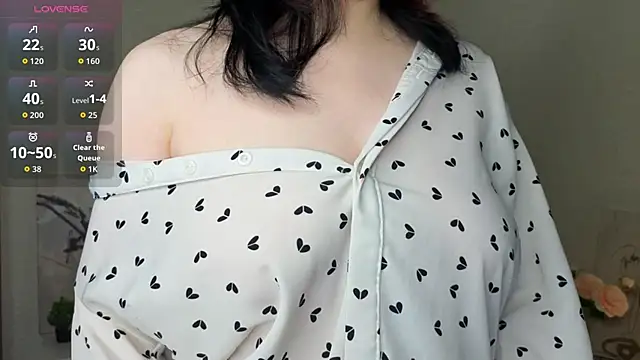 NyamNyamNyammm online show from 5, 11, 2025