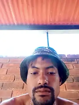 Snapshot of Goofygoody17 chatting on 16, 12, 2025 Goofygoody17 online show from 16, 12, 2025