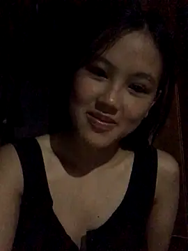 Mai lovely online show from 8, 10, 2025