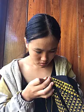 Mai lovely online show from 10, 10, 2025