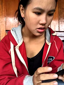 Mai lovely online show from 29, 10, 2025