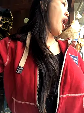 Mai lovely online show from 2, 11, 2025