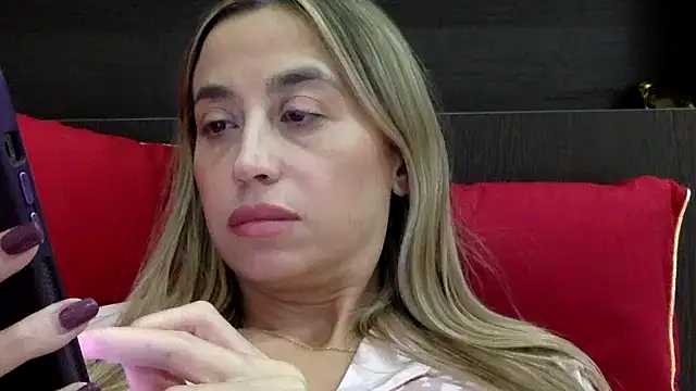 Snapshot of Jeyvaris chatting on 29, 10, 2025 Jeyvaris online show from 29, 10, 2025