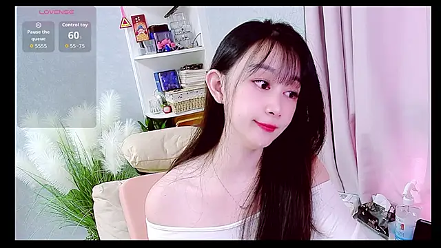 Snapshot of catlovesapple_ chatting on 9, 10, 2025 catlovesapple online show from 9, 10, 2025