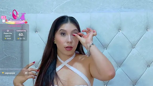 Ashley-Whitee online show from 21, 7, 2026