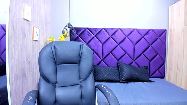 ChloeCampbell03 online show from 30, 9, 2025