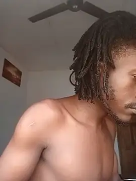 Snapshot of FilmableAntonym chatting on 21, 11, 2025 FilmableAntonym online show from 21, 11, 2025