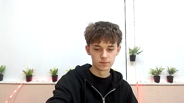 Hoot Dude  online show from 31, 10, 2025