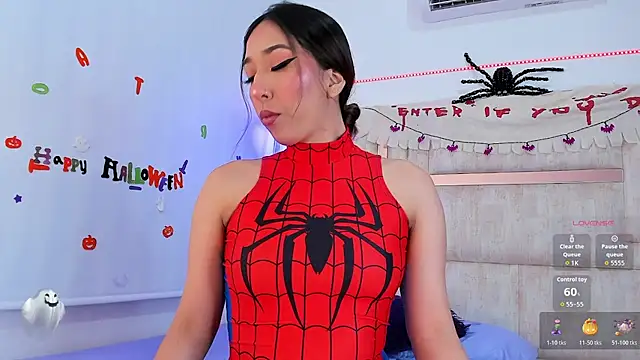 emily  walker online show from 30, 10, 2025