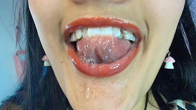 Snapshot of Hinata_21_ chatting on 16, 10, 2025 Hinata 21  online show from 16, 10, 2025