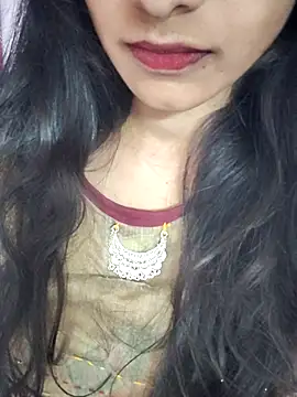 Snapshot of Queen-Bee143 chatting on 10, 2, 2026 Queen-Bee143 online show from 10, 2, 2026