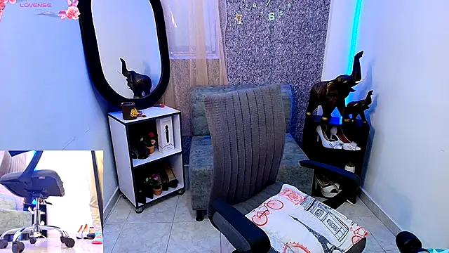 Sally Ricci online show from 21, 11, 2025