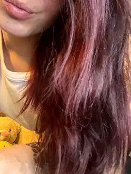 Snapshot of came_lia1 chatting on 30, 10, 2025 came lia1 online show from 30, 10, 2025