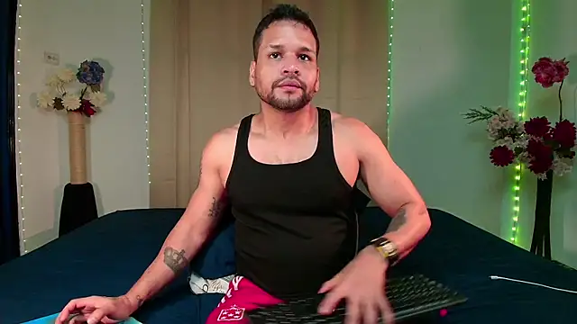 LucasGaeel online show from 9, 4, 2026