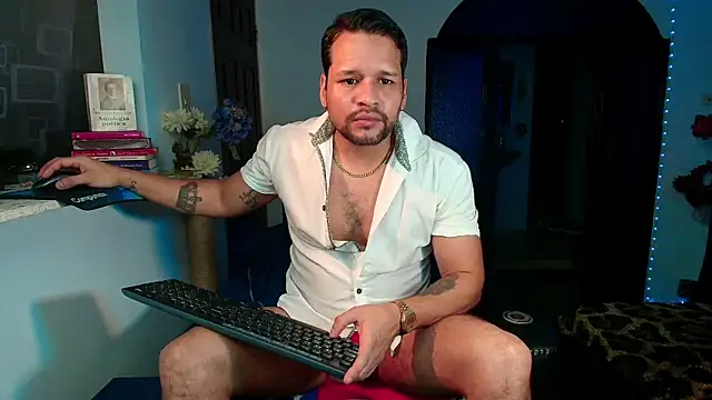 Snapshot of LucasGaeel chatting on 3, 5, 2026 LucasGaeel online show from 3, 5, 2026