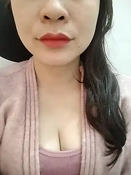 Girl Shy2000 online show from 18, 1, 2026