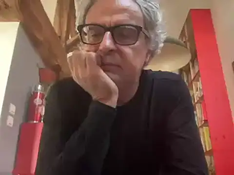 Snapshot of chtentation chatting on 4, 10, 2025 chtentation online show from 4, 10, 2025