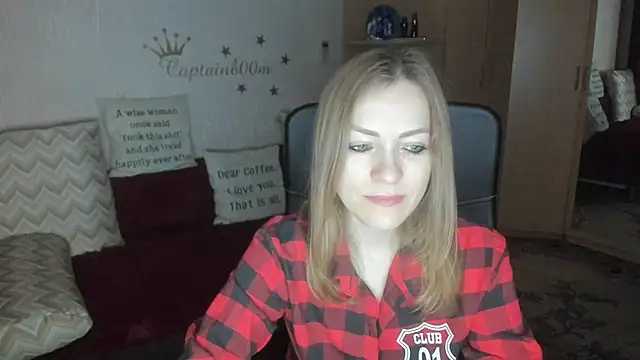 Tiffany Bates online show from 8, 11, 2025