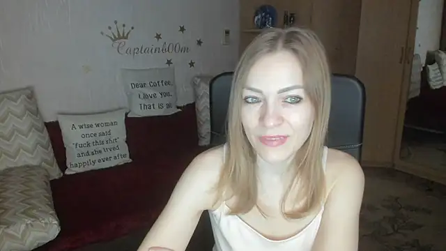 Tiffany Bates online show from 23, 11, 2025