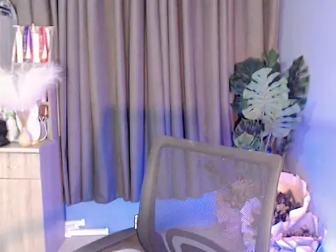 Asian briee143xx online show from 1, 3, 2026