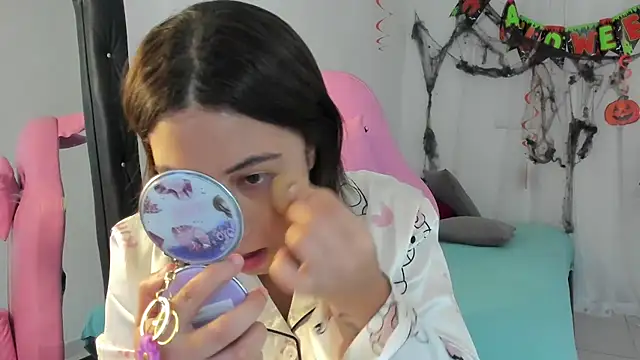 Snapshot of vanelope_smith chatting on 7, 11, 2025 vanelope smith online show from 7, 11, 2025