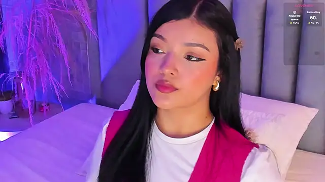 EmmaBlossom online show from 9, 10, 2025