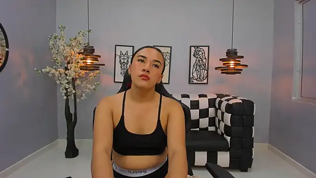 Snapshot of Kira_Naughty chatting on 28, 9, 2025 Kira Naughty online show from 28, 9, 2025