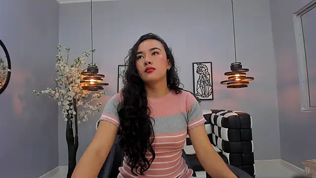 Snapshot of Kira_Naughty chatting on 1, 10, 2025 Kira Naughty online show from 1, 10, 2025