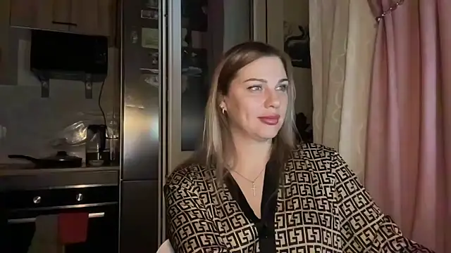 Snapshot of Moniraya chatting on 3, 4, 2026 Moniraya online show from 3, 4, 2026