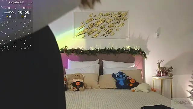 Nicole Broown  online show from 16, 1, 2026