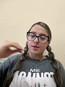 katiaa lovv online show from 12, 1, 2026