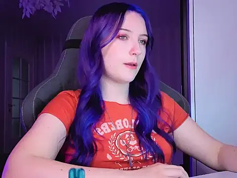 Snapshot of violet-siren-x chatting on 21, 7, 2026 violet-siren-x online show from 21, 7, 2026