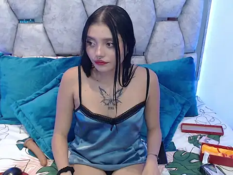 AnalyMilles online show from 5, 11, 2025