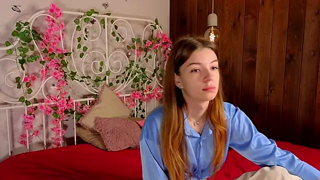 Snapshot of TawanaWalleck chatting on 3, 10, 2025 TawanaWalleck online show from 3, 10, 2025