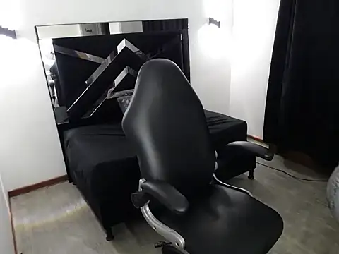 MarianaRojas  online show from 2, 3, 2026