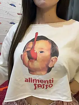 Quynhbabysexy online show from 12, 7, 2026
