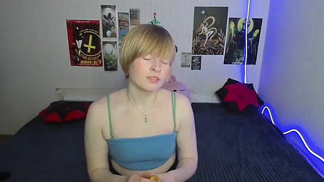 Cattie w  online show from 17, 2, 2026