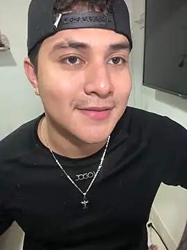 Snapshot of loki32men chatting on 1, 10, 2025 loki32men online show from 1, 10, 2025