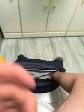 Snapshot of sebas_sexo_goloso chatting on 5, 10, 2025 sebas sexo goloso online show from 5, 10, 2025